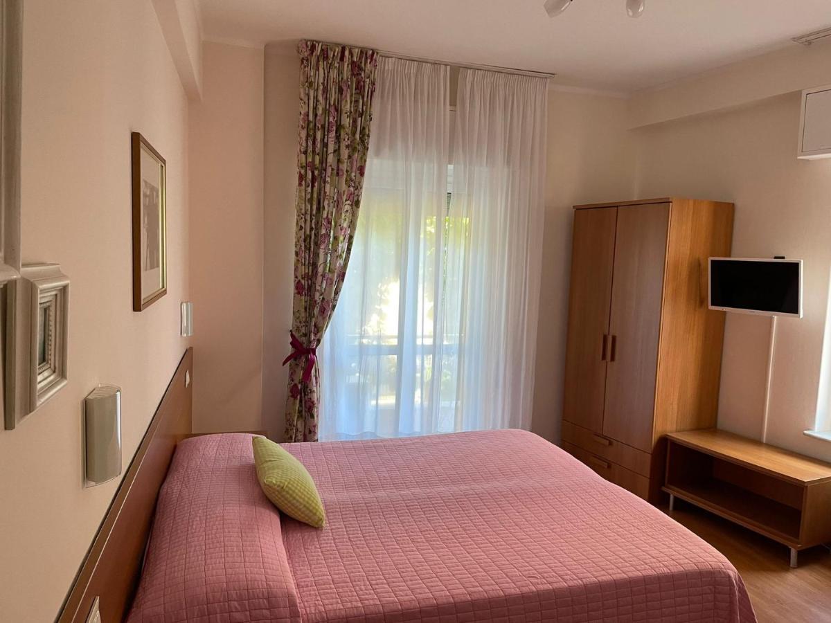 Hotel Stazione del Sole Albenga Esterno foto