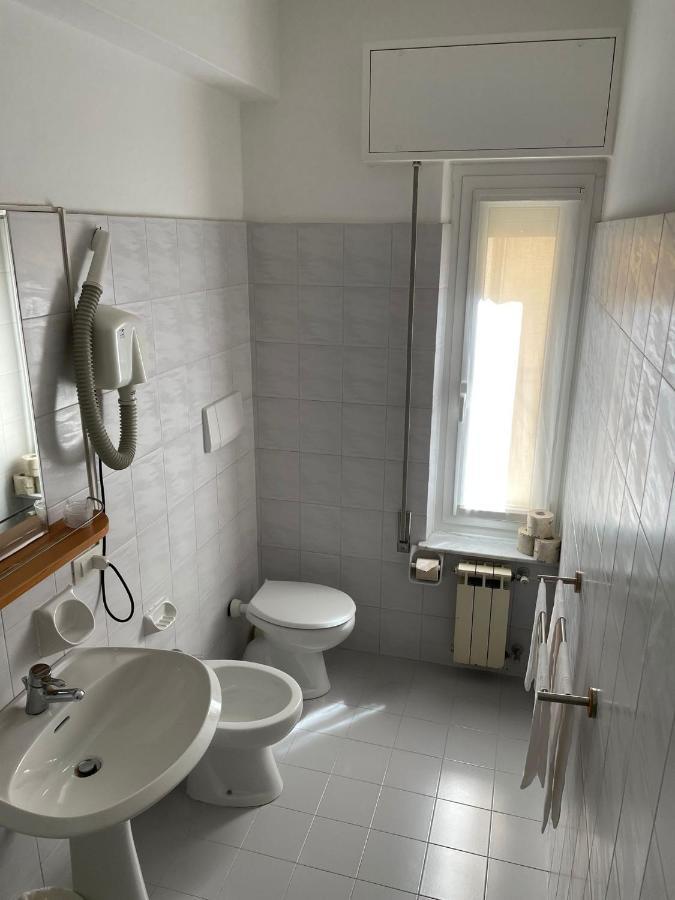 Hotel Stazione del Sole Albenga Esterno foto